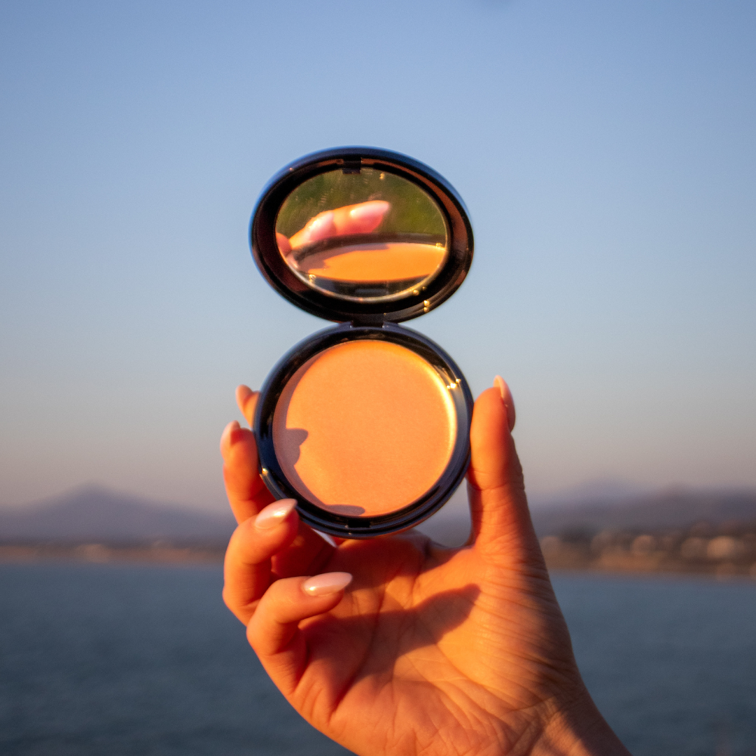 5 Summer Makeup Tips for Your Travels