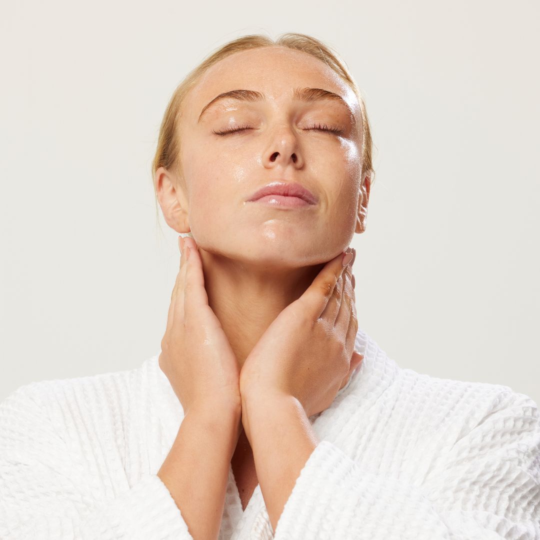 Eau Lumière Face Mask