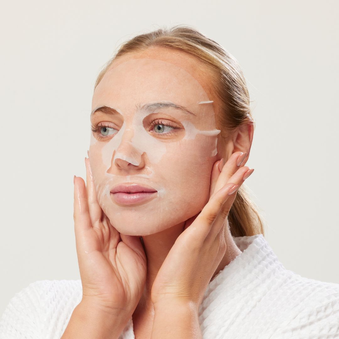 Eau Lumière Face Mask